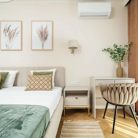 Boho Harmony Luxury - Ac Parking & Balcony - By Uniquerent Apartmán *
