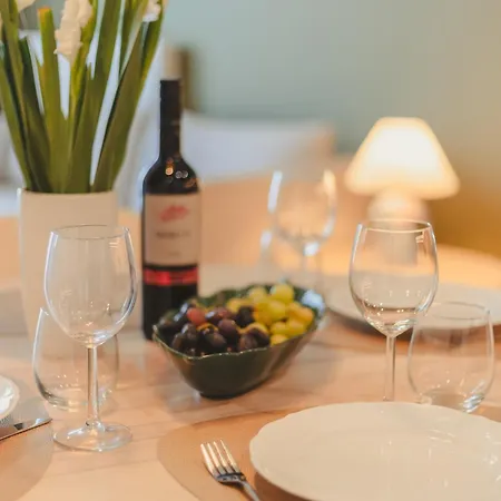 Apartmán Boho Harmony Luxury - Ac Parking & Balcony - By Uniquerent *