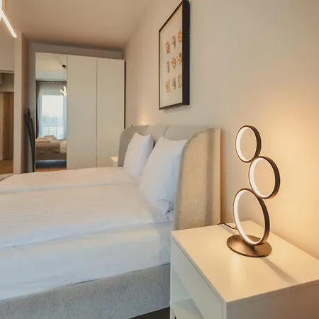 Boho Harmony Luxury - Ac Parking & Balcony - By Uniquerent * Vratislav