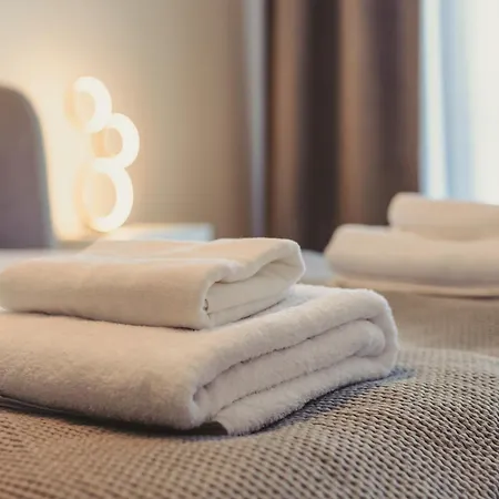 Apartmán Boho Harmony Luxury - Ac Parking & Balcony - By Uniquerent