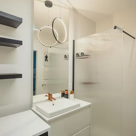 Boho Harmony Luxury - Ac Parking & Balcony - By Uniquerent Apartmán