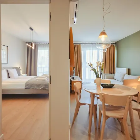 Apartmán Boho Harmony Luxury - Ac Parking & Balcony - By Uniquerent *
